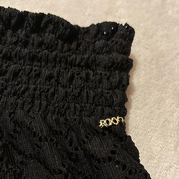 BNWOT Black Lace Coverup Shorts by Roxy .. No Size Measurements in Pics - Picture 3 of 10